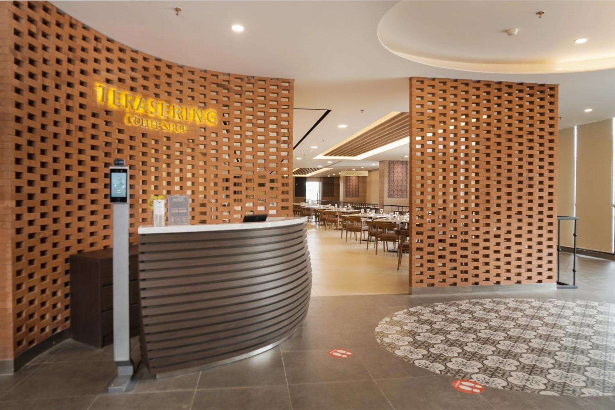 Hotel Metland Smara Kertajati 마잘렝카 외부 사진